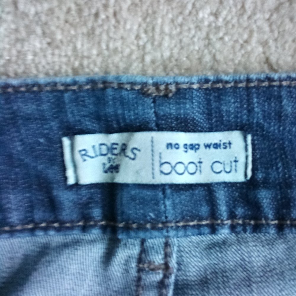 Lee Riders Boot Cut Jeans w/ No Gap Waist - Picture 6 of 9